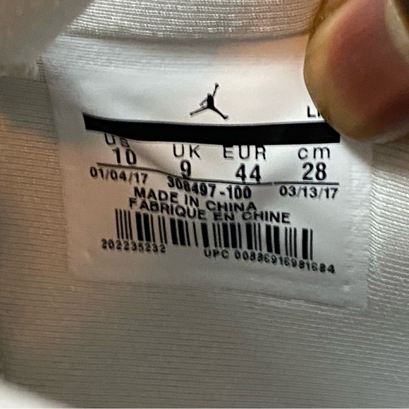 Jordan 4 Pure Moneys Size 10